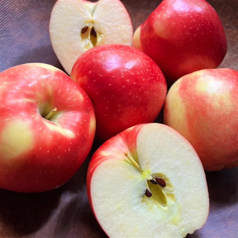 Apples, Tango