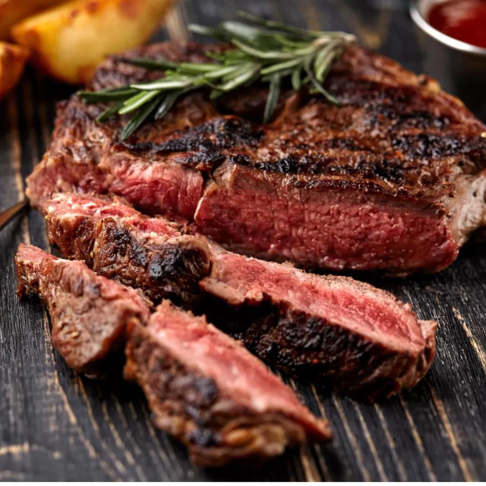 Sliced grilled steak